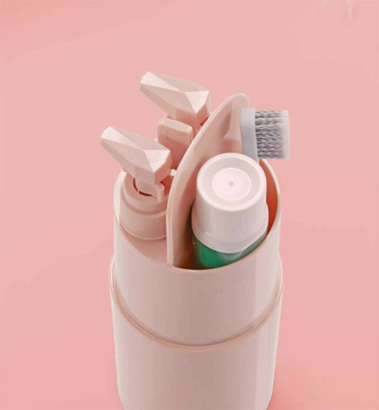 5-in-1 reisverzorgingsset – alles wat je nodig hebt in één compacte houder
